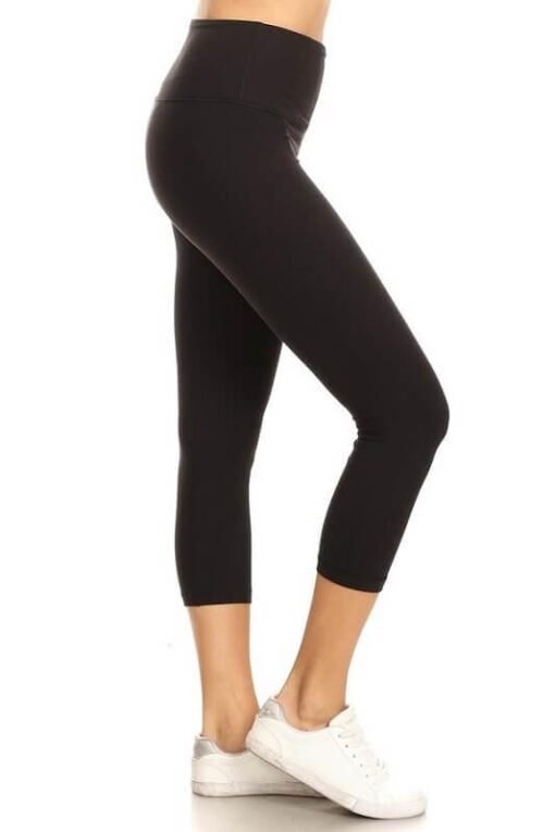 Black Yoga Capri Leggings | Women's Athleisure – Image 3