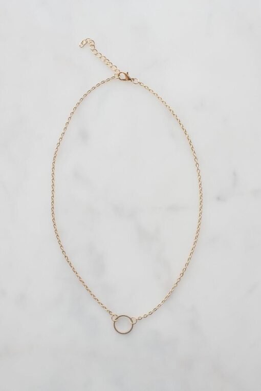 Charming Never-Ending Circle Necklace