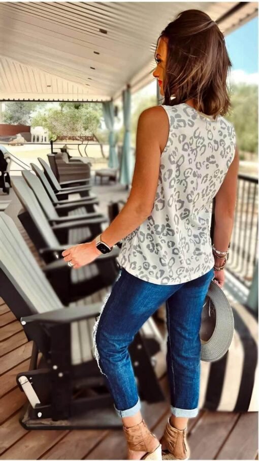 Grey Leopard Print Crew Neck Top – Image 5