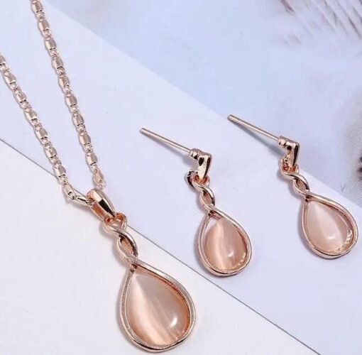 Luxurious Necklace & Earrings Set Jewelry – Image 3