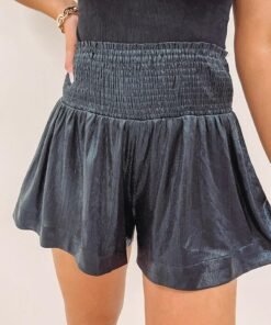 Adair Shorts – Metallic Black
