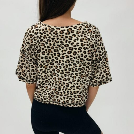 Leopard Cropped Tee – Image 5