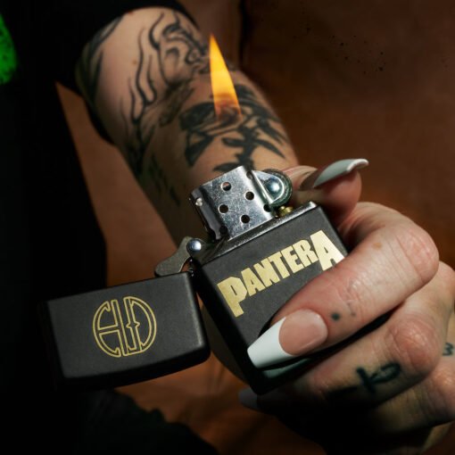 CFH Zippo Lighter – Image 3